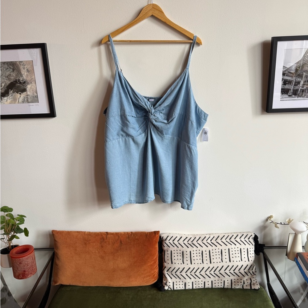 NWT Old Navy Women's Light Blue Tank Top - Plus Size